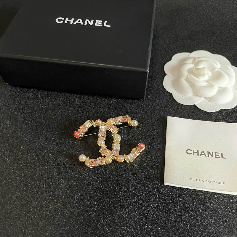 Chanel Brooch 05yxs132
